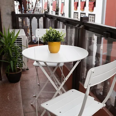 La Trasera De Triana